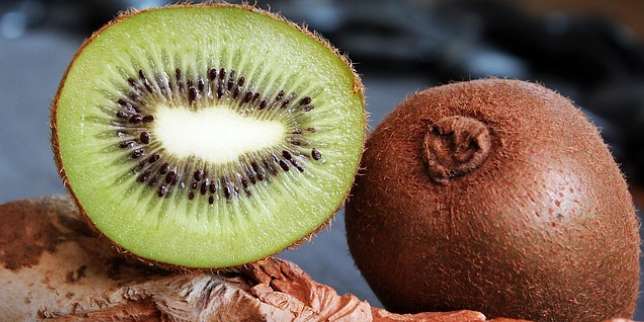 Manfaat Buah Kiwi: Mengatasi Mual