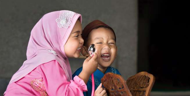 Mencurahkan kasih sayang