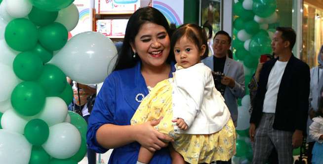 Alasan Kahiyang Ayu Ajak Putrinya Ikut Fashion Show