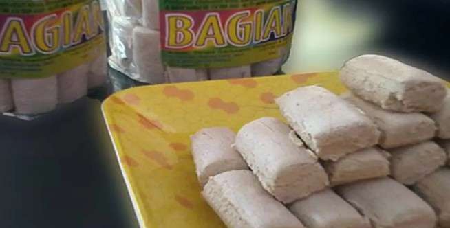 Kue Bagiak