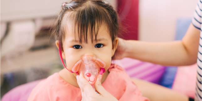 Cara Mengatasi Sesak Napas: Posisi Anak