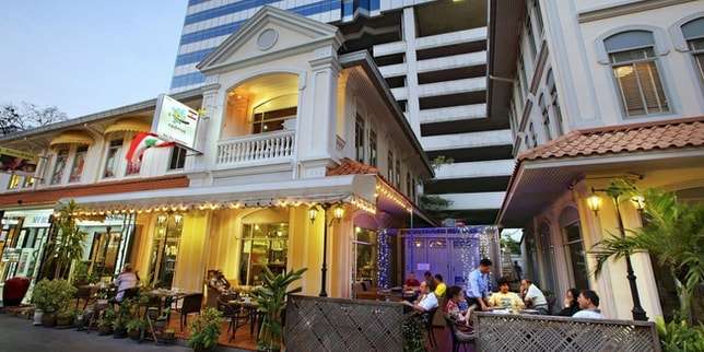 Yana Restaurant - MBK