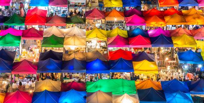 Lok On Pai Siu Lam Flea Market