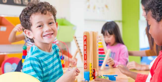 3. Si kakak lebih dewasa