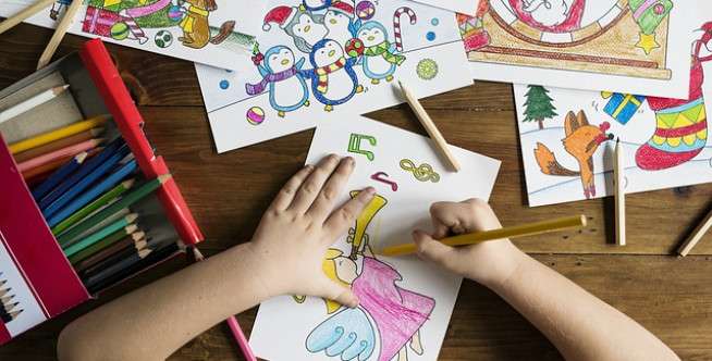 Cara Mendidik Anak Mengenalkan Warna