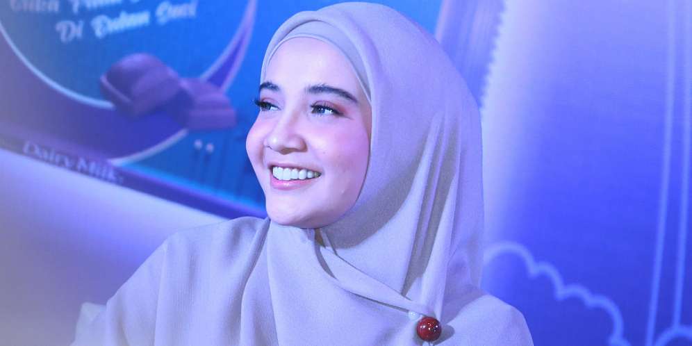 Zaskia Sungkar Gak Kalah Cantik