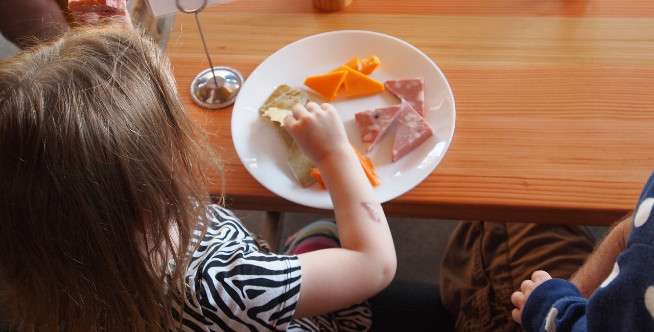 Menyiapkan Makanan Sehat untuk Anak dengan Pilihan Menu