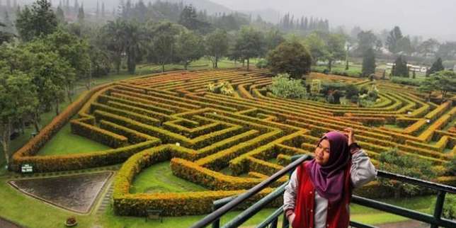 Taman Bunga Nusantara