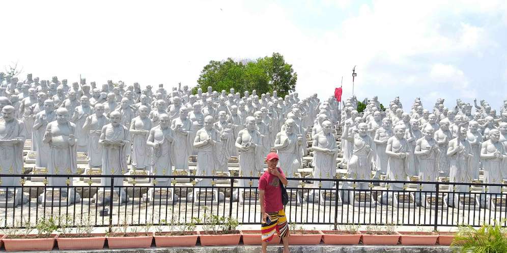 Patung Seribu Buddha Tanjungpinang