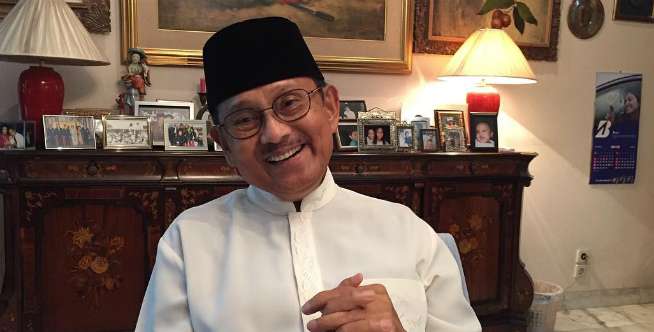 Dibelikan banyak buku