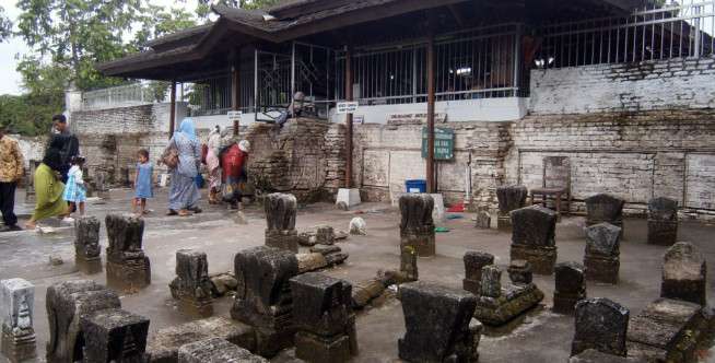 Makam Sunan Drajat