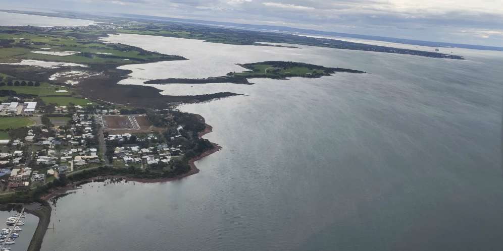 Indahnya Phillip Island dari Ketinggian 1.500 Meter