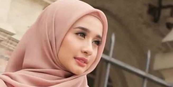 Cantik Natural dengan Sedikit Makeup, Bisa Kok!
