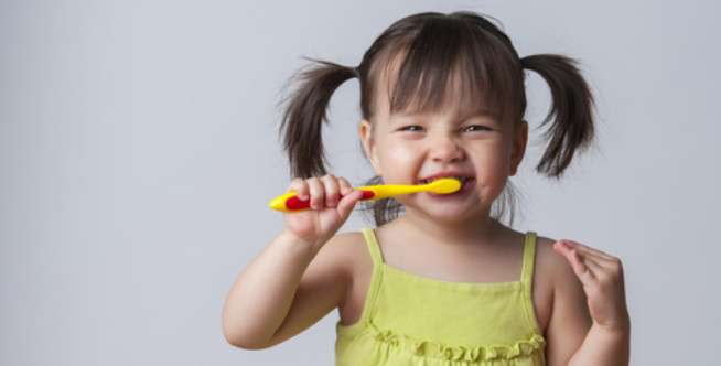 Cara Mengatasi Bau Mulut pada Anak