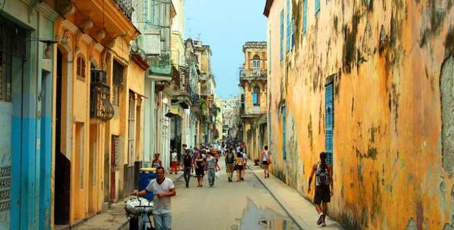 Barang yang Wajib Dibawa