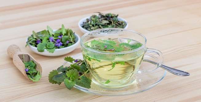 Cara Mengatasi Insomsia Pasca Melahirkan dengan Konsumsi Teh Herbal