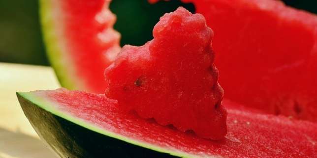Manfaat Buah Semangka: Mencegah Pigmentasi Kulit