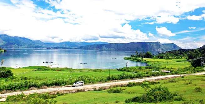 Wisata Alam di Sekitar Danau Toba