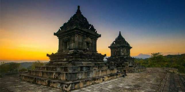Wisata Candi Barong