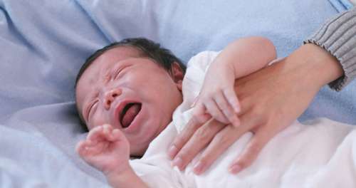 Manfaat Tea Tree Oil untuk Bayi yang Sedang Sakit