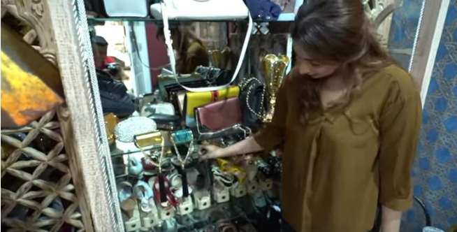 Lihat Video Room Tour Tania