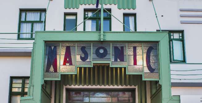 Hotel Berhantu Masonic