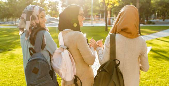 6. Katakan ia punya kemampuan untuk melakukan apa pun