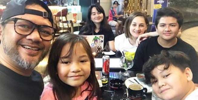 LIhat Video Indra dan Nala Joget TikTok