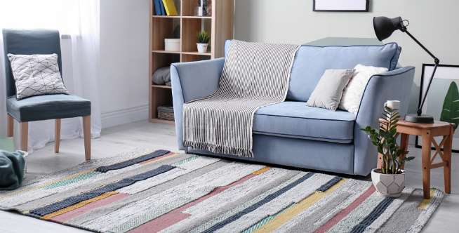 Sesuaikan furnitur dengan skala rumah
