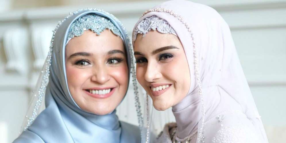 Gaya Hijab Shireen Sungkar dengan Tas Mewah