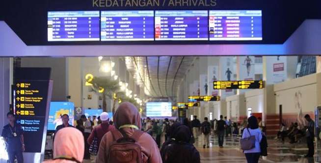 Menunda Perjalanan ke Luar Daerah