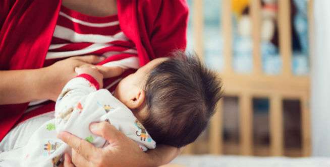 Bisakah Ibu Menyusui Bayi Saya Jika Menderita COVID-19?