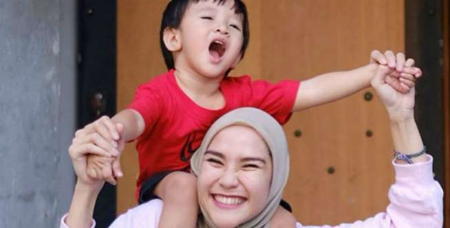 Putra Zaskia Mecca Menangis Heboh karena Lagu 'Mamah Muda'