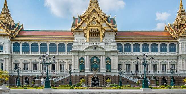 Tentang Grand Palace