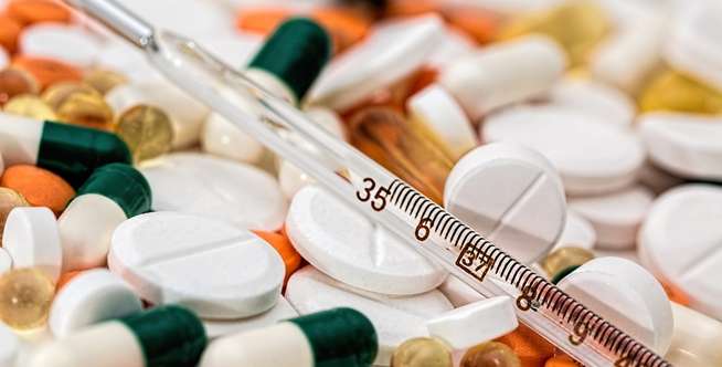 Membawa Makanan dan Obat Sendiri