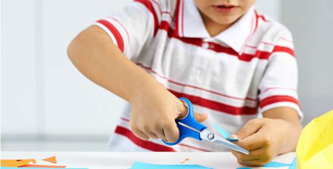 2. Buat Anak Antusias dengan Mainannya