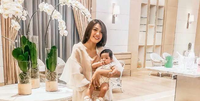 Harga Skincare Putri Raditya Dika Bikin Warganet Elus Dada