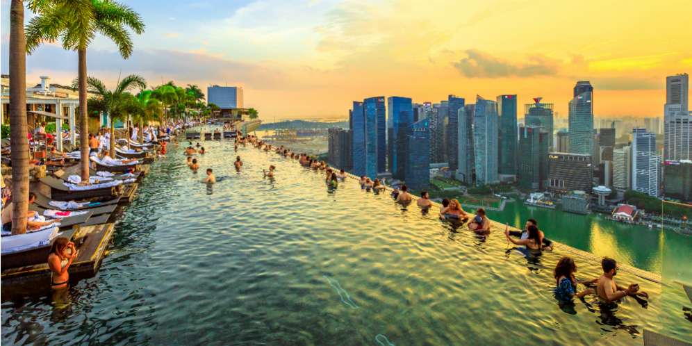 Berenang di Infinity Pool Tersohor di Dunia