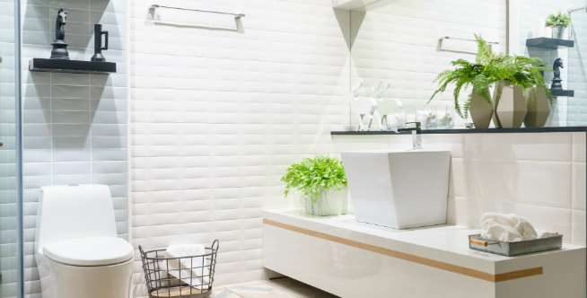 Manfaatkan kamar mandi