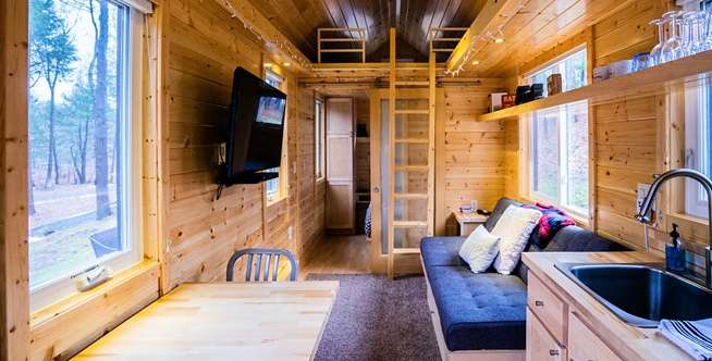 Think Big A Tiny House Resort, di New York