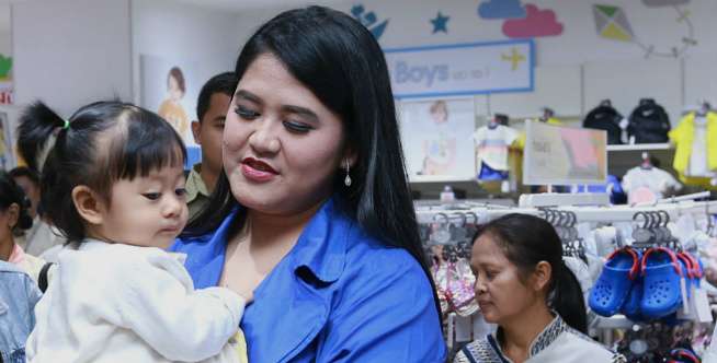 Curhat Kahiyang Ayu Soal Keamanan Putri Kecilnya