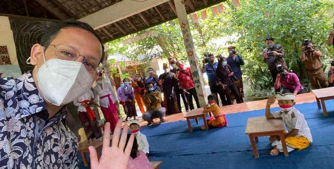 Tengok Sekolah di Bali Saat Pandemi, Nadiem Bebaskan Cara Belajar