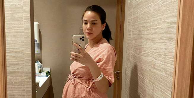 Alice Norin Harus Transfusi Darah Setelah Melahirkan, Ketahui Sebabnya