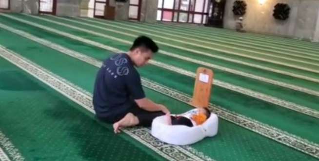 Tak Rewel Diajak Salat