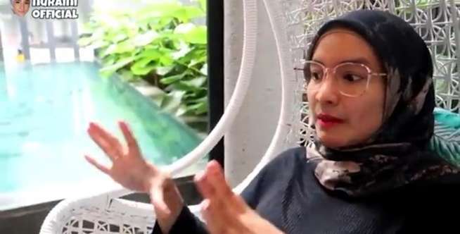 Ruang Tamu Semi Teras