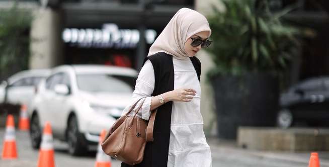 Tunik dan Rompi