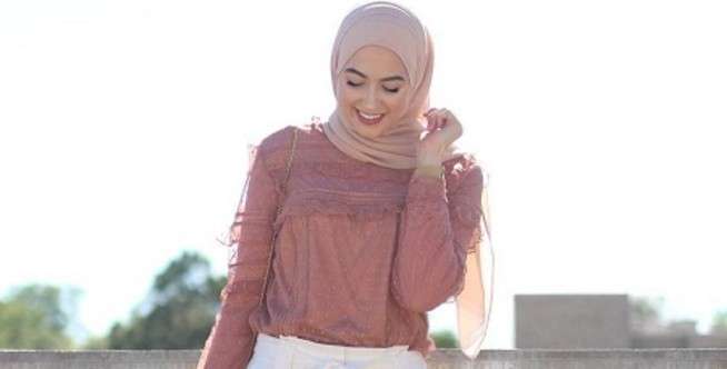 4. Celana serut high waist