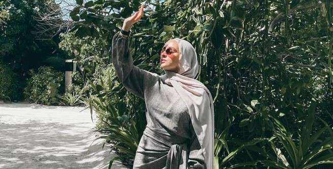Serba abu-abu