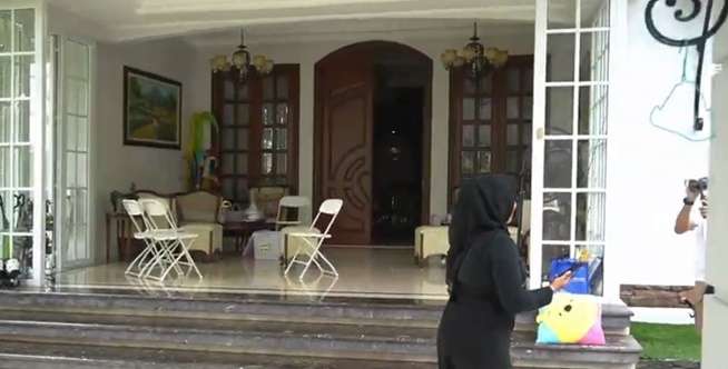 Potret Depan Rumah Atalarik