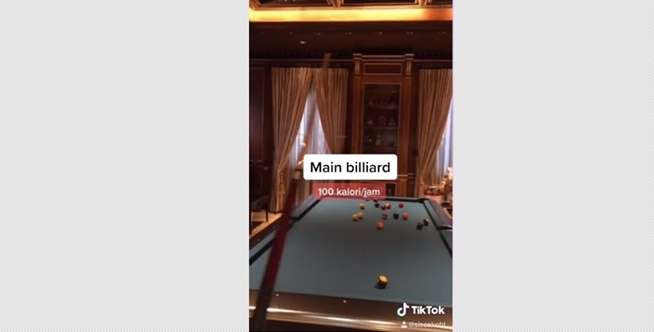 5. Ruang Billiard